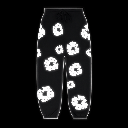 Distressed Graphic Jeans
